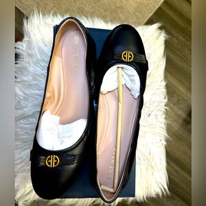 Cole Haan Tova Bow Ballet size 11 B